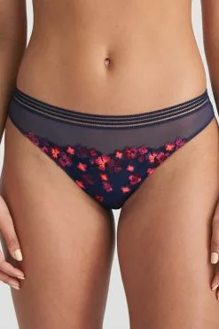 Marie Jo: Nathy Rioslip